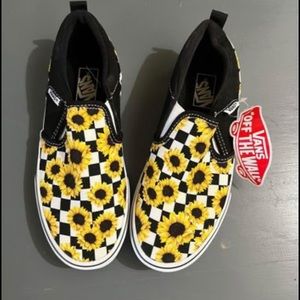 🌻 Vans big kid size 3 🌻